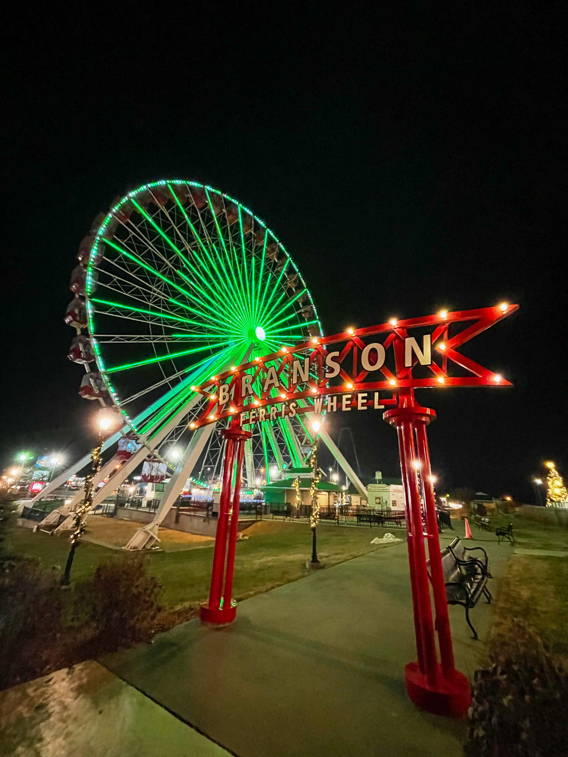 Ferris Wheel in Branson- Day Trips From Springfield