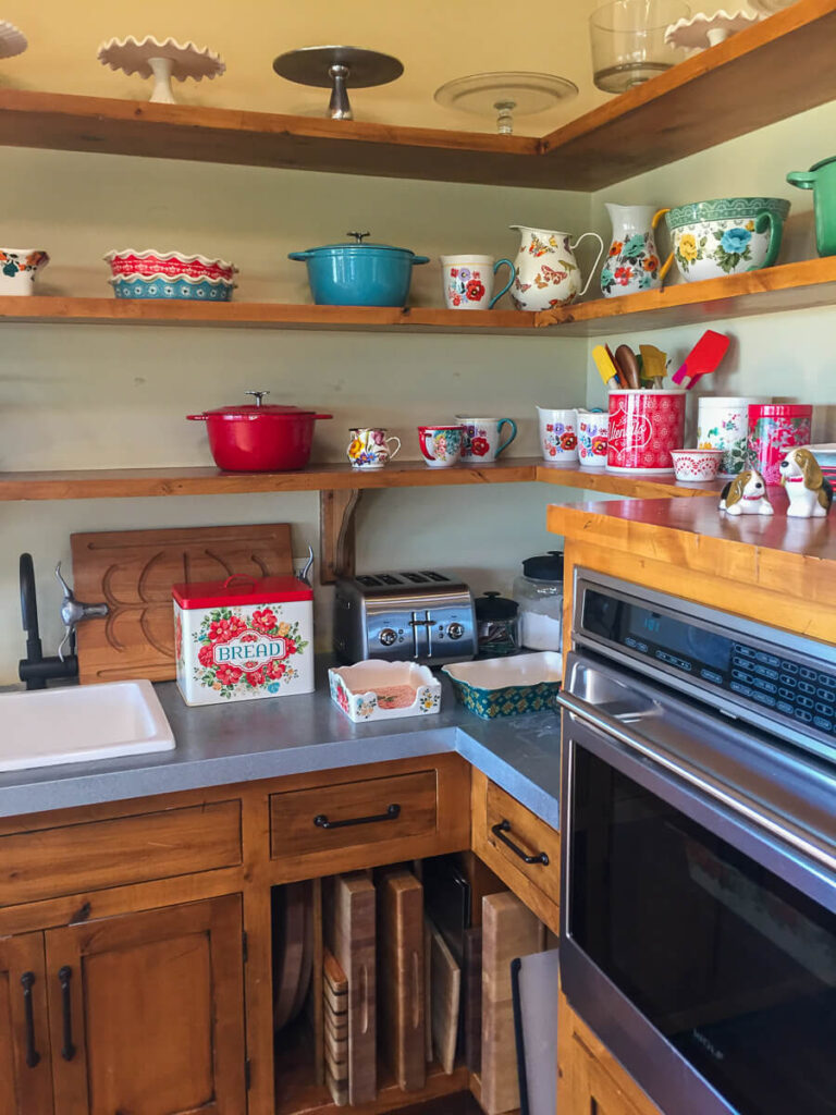 While checking out all of the great things to do in Pawhuska, don't miss taking a tour of the Pioneer Woman's Lodge.